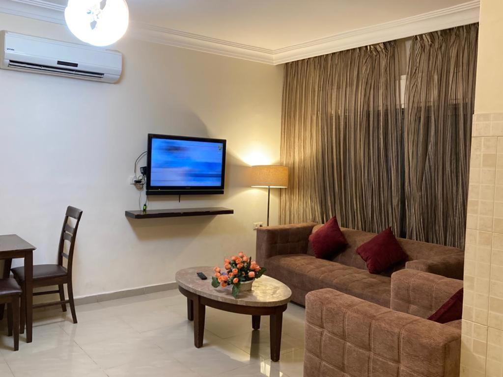 Uptown Hotel Apartment 安曼 外观 照片