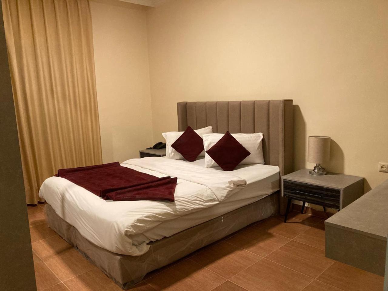 Uptown Hotel Apartment 安曼 外观 照片