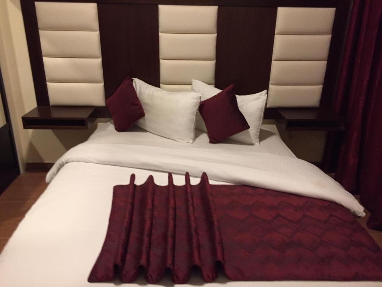 Uptown Hotel Apartment 安曼 外观 照片
