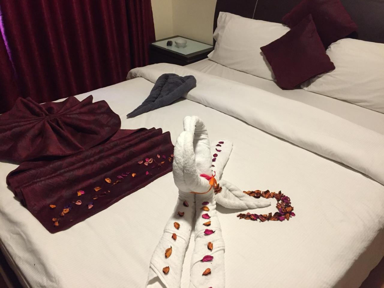 Uptown Hotel Apartment 安曼 外观 照片