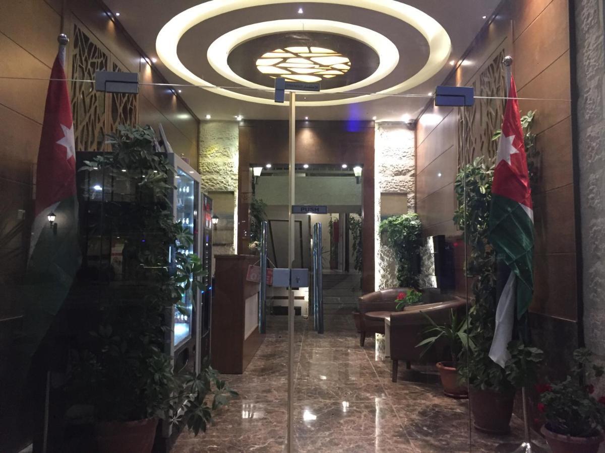 Uptown Hotel Apartment 安曼 外观 照片
